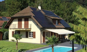 Installation solaire photovoltaïque au Mont-sur-Lausanne