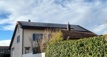 Installation solaire photovoltaïque à Echichens